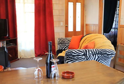 Severn River Cottages - Airlie Beach Holiday 3