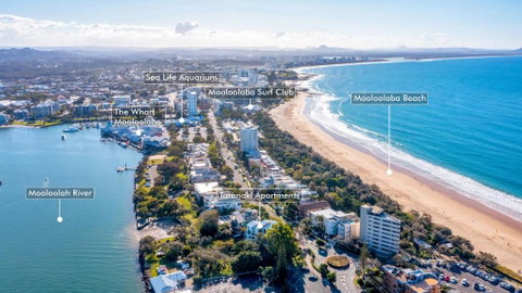 TARA7- On Trend At Taranaki - Airlie Beach Holiday 2