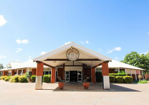 The Gidgee Inn - Airlie Beach Holiday 0