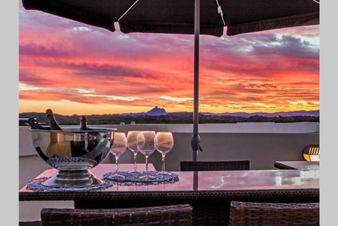 Beachside Penthouse With 360views - Airlie Beach Holiday 3