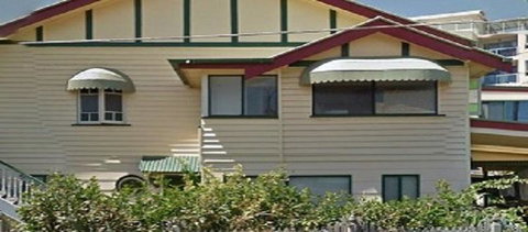 Beachside Queenslander - Airlie Beach Holiday 1