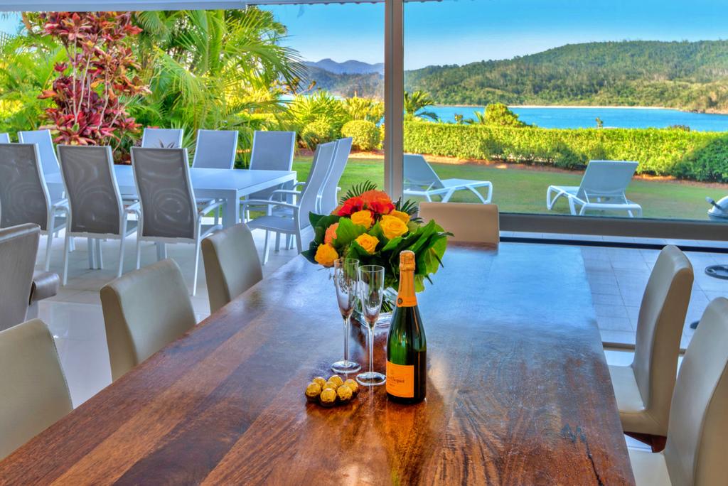 Whitsundays QLD Airlie Beach Holiday