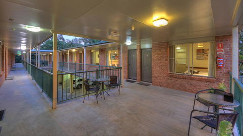Bent Street Motor Inn - Airlie Beach Holiday 1