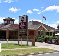 Best Western Plus All Settlers Motor Inn - Airlie Beach Holiday