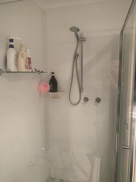 Bevan Street Lavington - Airlie Beach Holiday 1