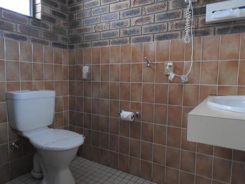 Big Trout Motel - Airlie Beach Holiday 2