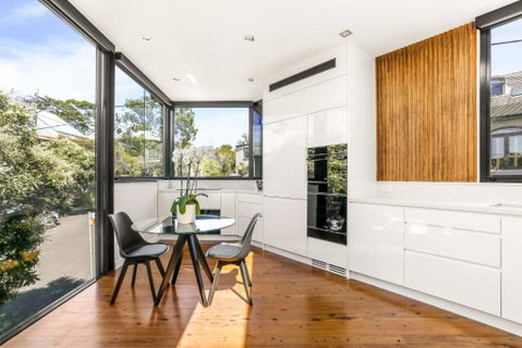 Woollahra House Beautiful 3 Bedroom Terrace - Airlie Beach Holiday 2