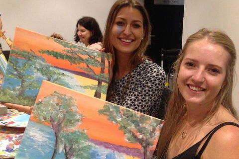 Friday Night 2 For 1 Paint And Sip Art Sessions - Airlie Beach Holiday 4