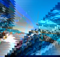 Whitehaven Beach Day Tour with Snorkel in Whitsundays Island - Airlie Beach Holiday