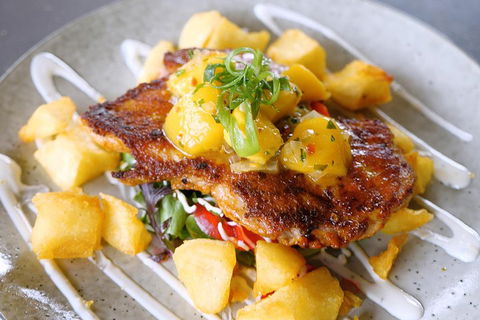 Bar & Brewery Tour - Airlie Beach Holiday 5