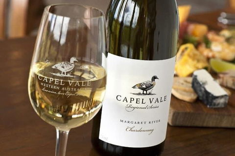 Busselton Jetty + Train Ride + Winery + Scenic Drive Full Day Tour - Airlie Beach Holiday 4