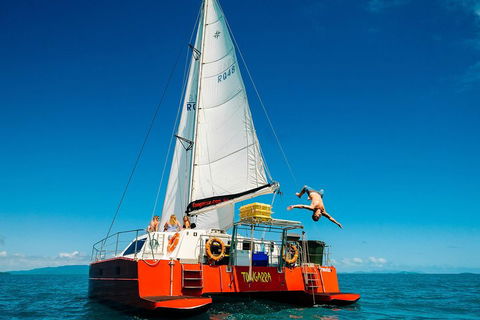 2-Night Whitsunday Islands All-Inclusive Sailing Tour From Airlie Beach - Airlie Beach Holiday 3