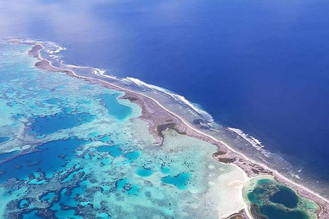 Abrolhos Islands Fixed-Wing Scenic Flight - Airlie Beach Holiday 5