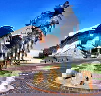 8-Day Outback Experience from Queensland - Airlie Beach Holiday