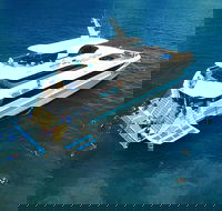 Great Barrier Reef Scenic Helicopter Tour and Cruise from Cairns - Airlie Beach Holiday