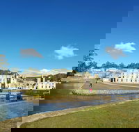 6-Day Tasmanian Explorer Adventure Tour from Hobart - Airlie Beach Holiday