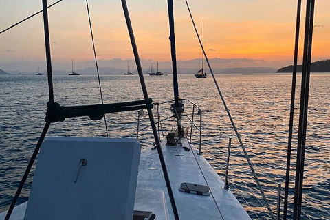2 Night Small Group Whitsundays Sailing Adventure Aboard Mandrake - Airlie Beach Holiday 2