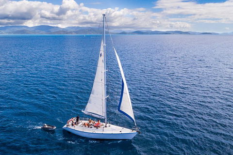 2 Night Small Group Whitsundays Sailing Adventure Aboard Mandrake - Airlie Beach Holiday 3