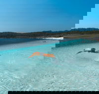 Lake McKenzie Full-Day Tour with Lunch from Hervey Bay - Airlie Beach Holiday