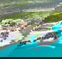 Half-Day Willie Creek Pearl Farm Tour with Helicopter Flight - Airlie Beach Holiday