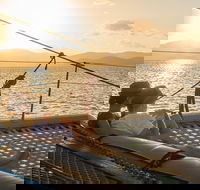 Sunset Sail In The Whitsundays - Airlie Beach Holiday