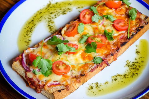 Food Tour Melbourne - St Kilda - Airlie Beach Holiday 1