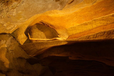 From The Mountains To The Bay - 4 Day Rediscovery Small Group Tour - Airlie Beach Holiday 0