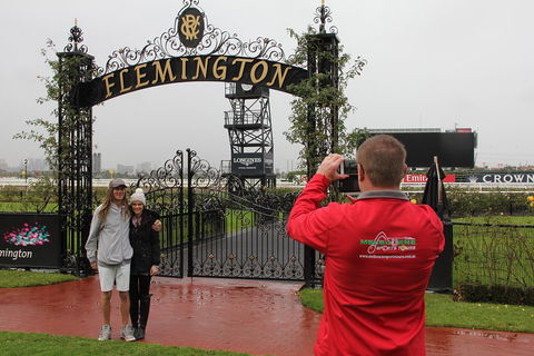 Full-Day Sports And Beer Tour Of Melbourne With Lunch - Airlie Beach Holiday 0