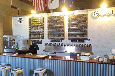 Full-Day Sports And Beer Tour Of Melbourne With Lunch - Airlie Beach Holiday 2