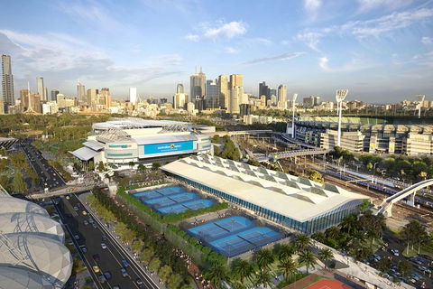 Full-Day Sports And Beer Tour Of Melbourne With Lunch - Airlie Beach Holiday 4