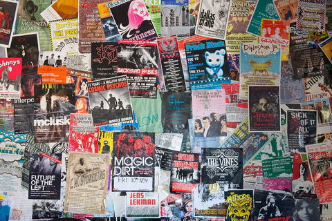 Live Music Melbourne Bus Tour - Airlie Beach Holiday 4